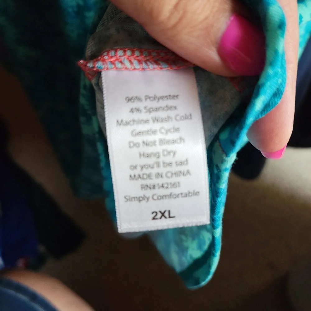 Lularoe Randy tee - Picture 3 of 3